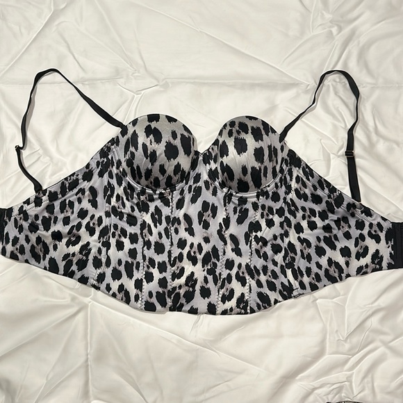 Victoria’s Secret leopard bustier - Picture 2 of 6